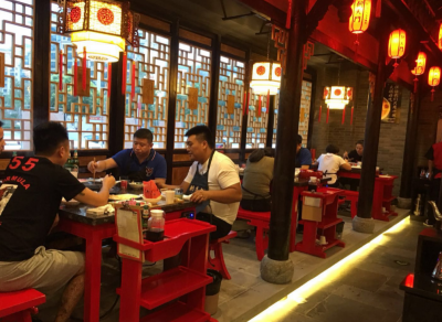 防城港開火鍋加盟店，需要對同行做哪些調(diào)查？