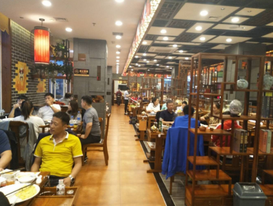 朝天門火鍋裝修如何？專業(yè)的營建部為你定制方案！