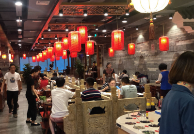 疫情期間門店生意冷清？看看這家火鍋店是怎么做的！