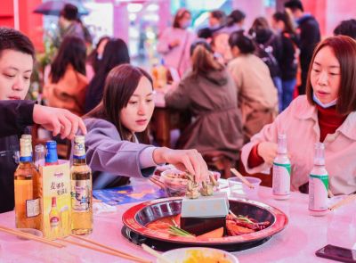 想加盟一家牛肉火鍋店該怎么做？