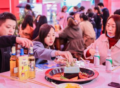 2022年想開(kāi)一家小火鍋店有發(fā)展前途么？