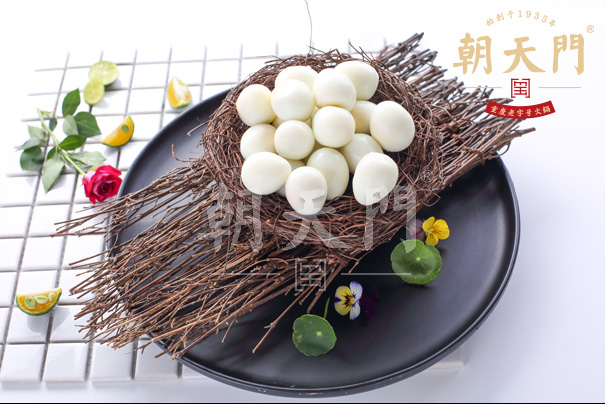 朝天門火鍋：歷經(jīng)百年，瀕臨失傳的老火鍋，在這里得以保存
