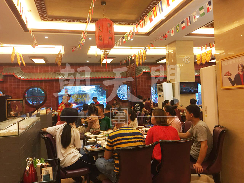 火鍋店如何降低排隊(duì)時(shí)的顧客流失率？