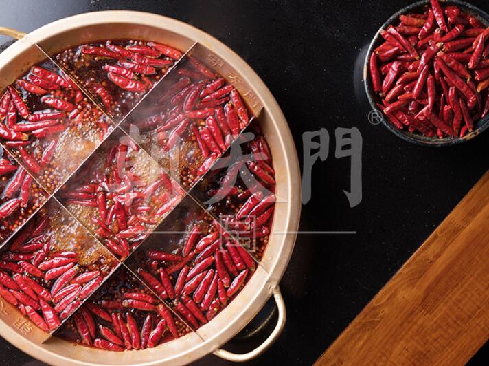 選擇一次性火鍋底料的優(yōu)勢(shì)在哪里？