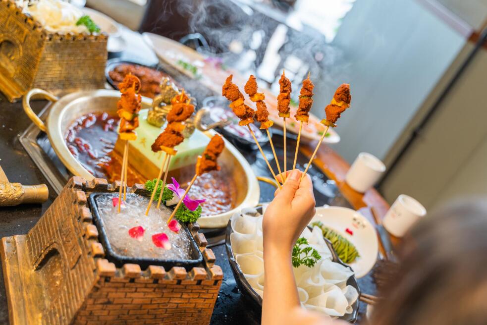 耒陽開火鍋加盟店，如何低成本運營？