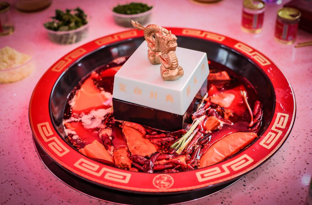 咸寧開火鍋加盟店，如何打造吸睛門頭？