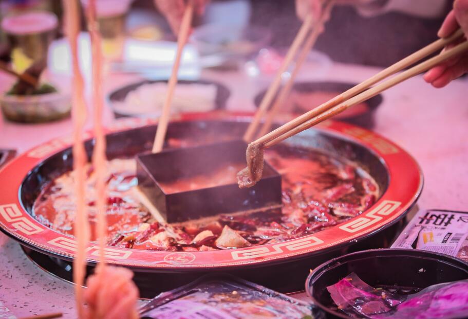 宜昌開火鍋加盟店，如何讓顧客贊不絕口？