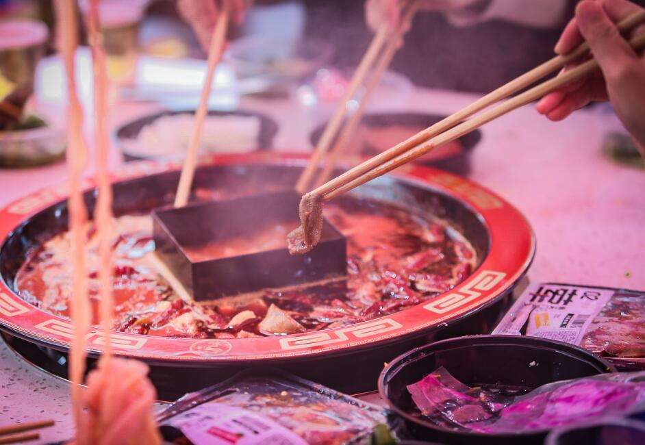 吉林開火鍋加盟店，經(jīng)營的時(shí)候需要注意什么？