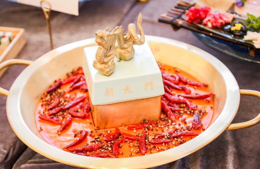 泊頭開火鍋加盟店，怎樣管理前廳和后廚？