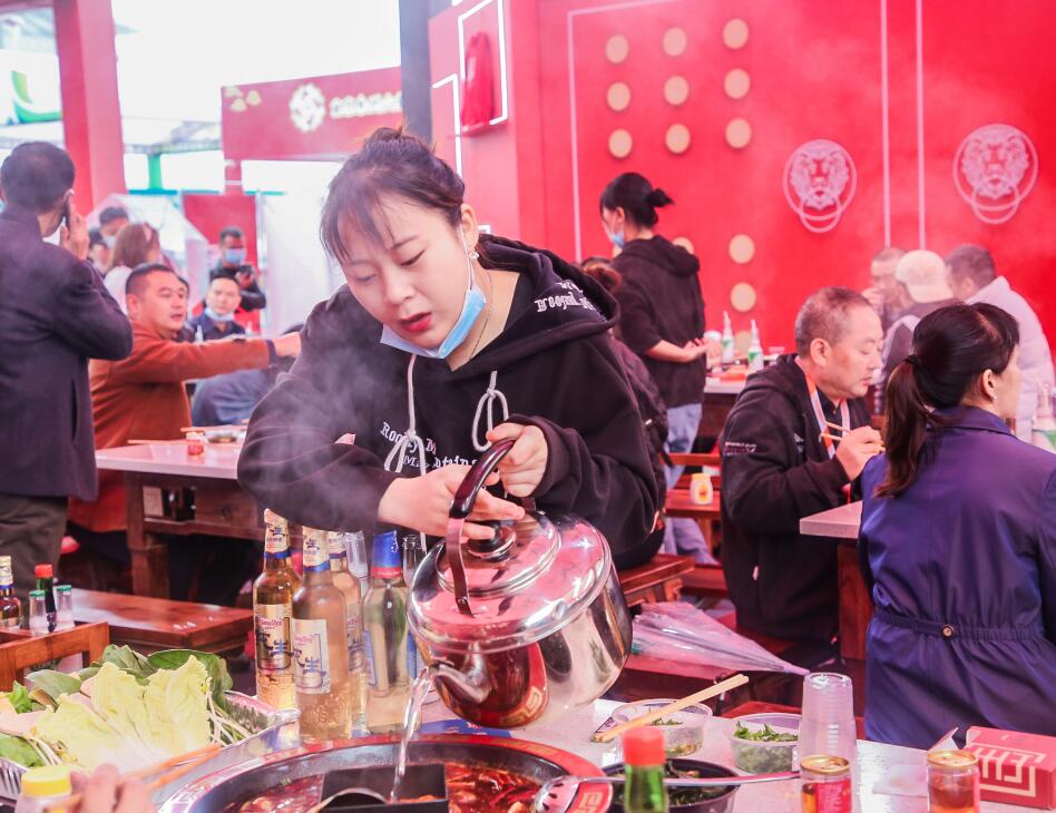 開火鍋加盟店，前期做好這三步輕松贏得回頭客！