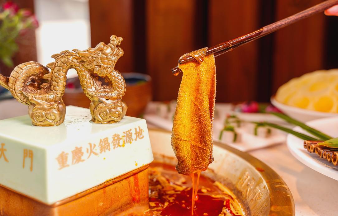 對(duì)面的火鍋店生意火爆，你該怎么辦？