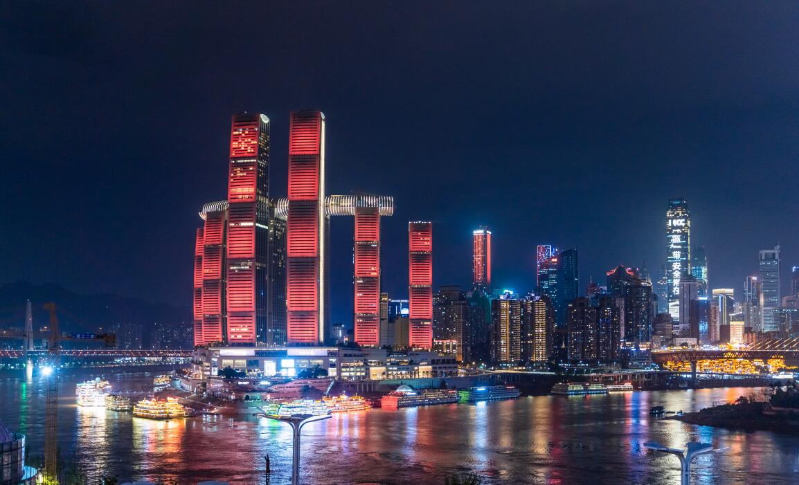 被朋友圈贊爆的朝天門旅游攻略！風(fēng)景奇幻重慶火鍋超贊！