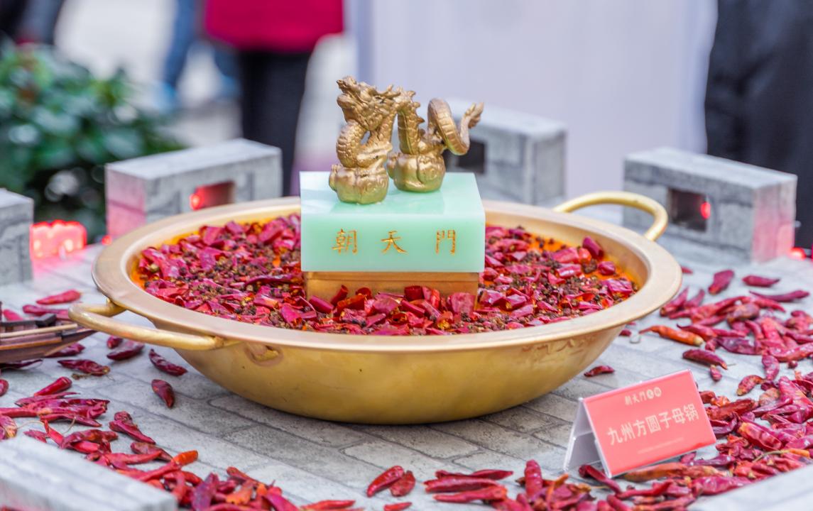 長(zhǎng)江索道旅游打卡攻略，體驗(yàn)飛躍長(zhǎng)江，品嘗重慶火鍋！