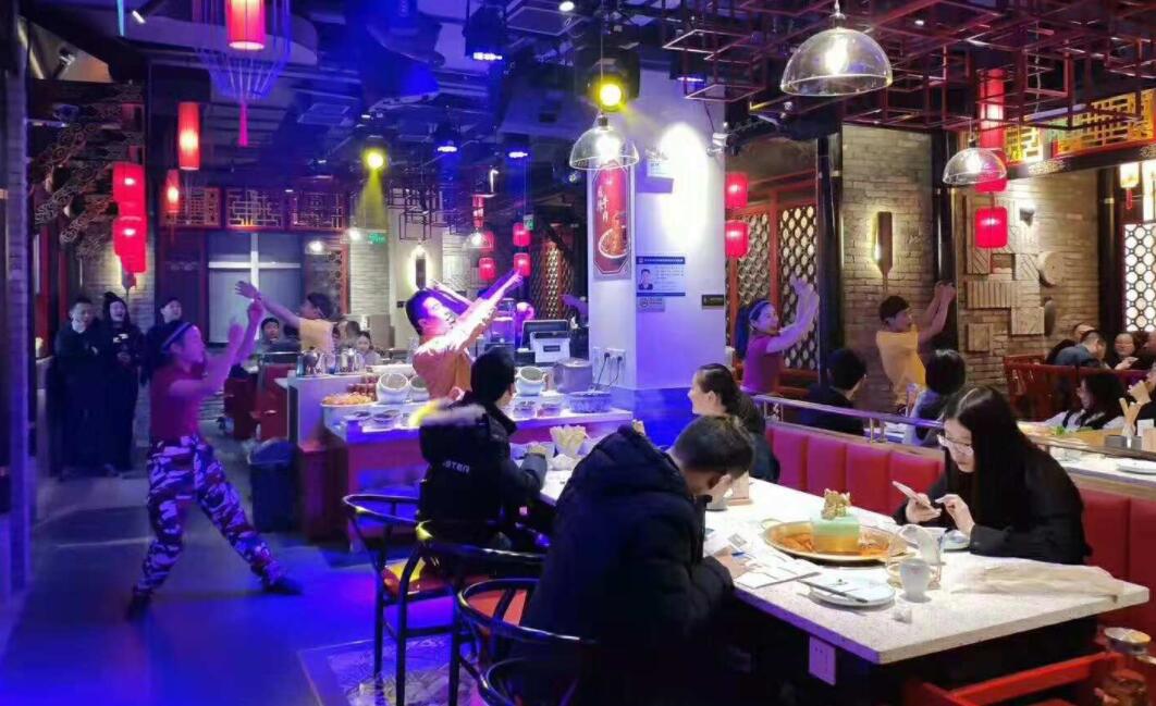 導(dǎo)致餐飲店倒閉的五個(gè)大坑，分享慘痛經(jīng)歷！
