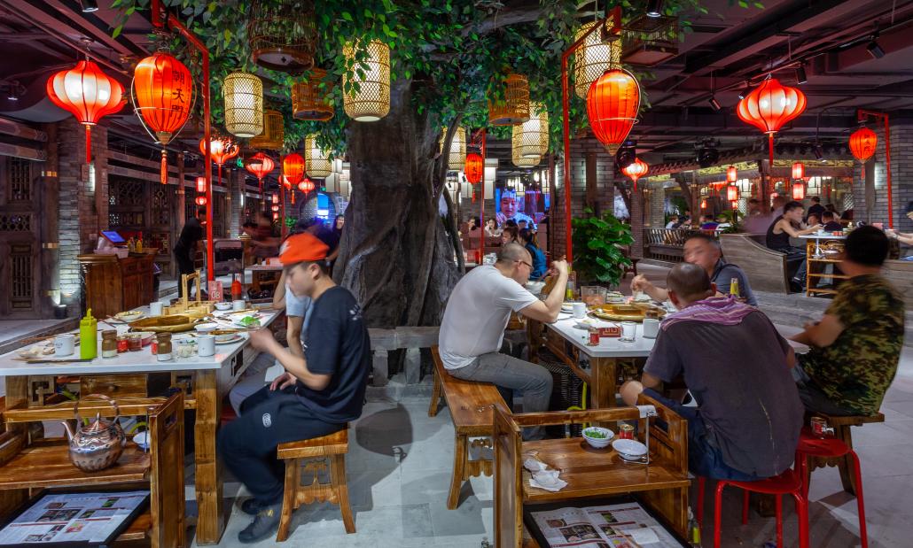 開一家火鍋店，選品牌加盟，還是自己開？