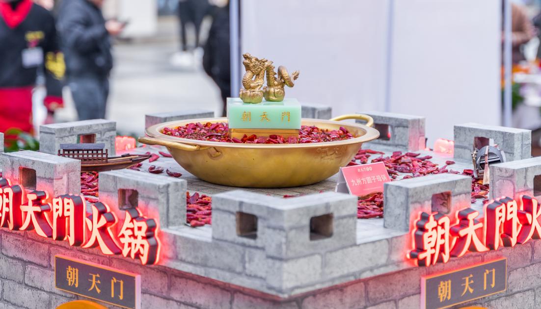 火鍋OR麻辣燙，哪樣更受歡迎？
