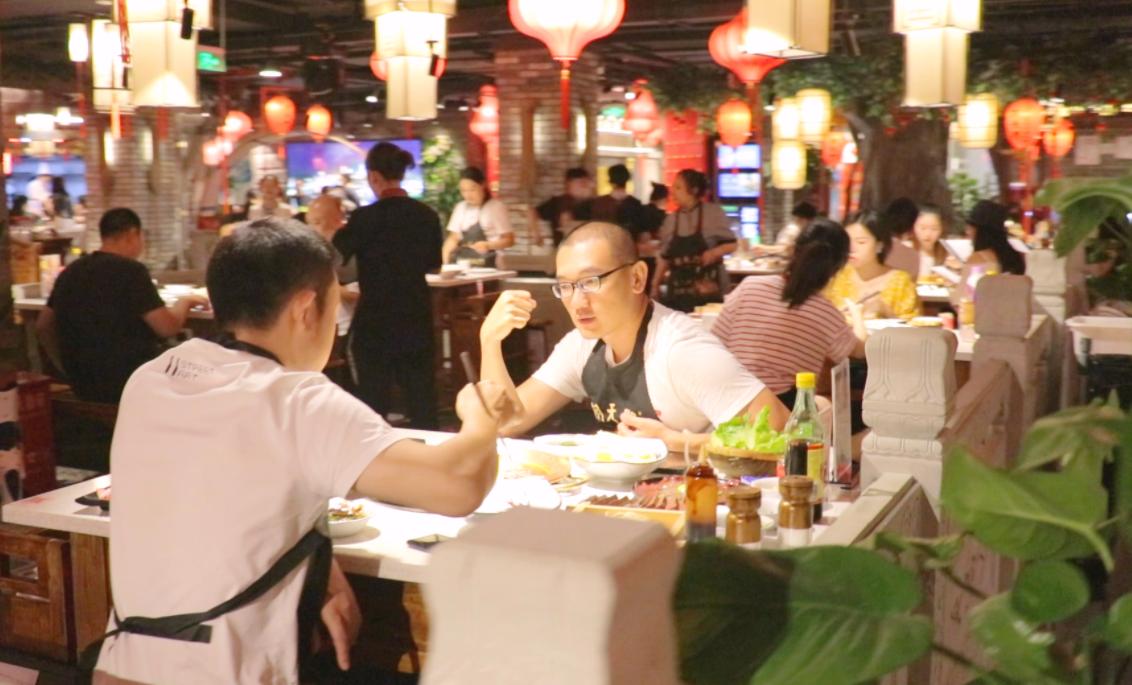 2024年，為什么市井火鍋如此受歡迎？