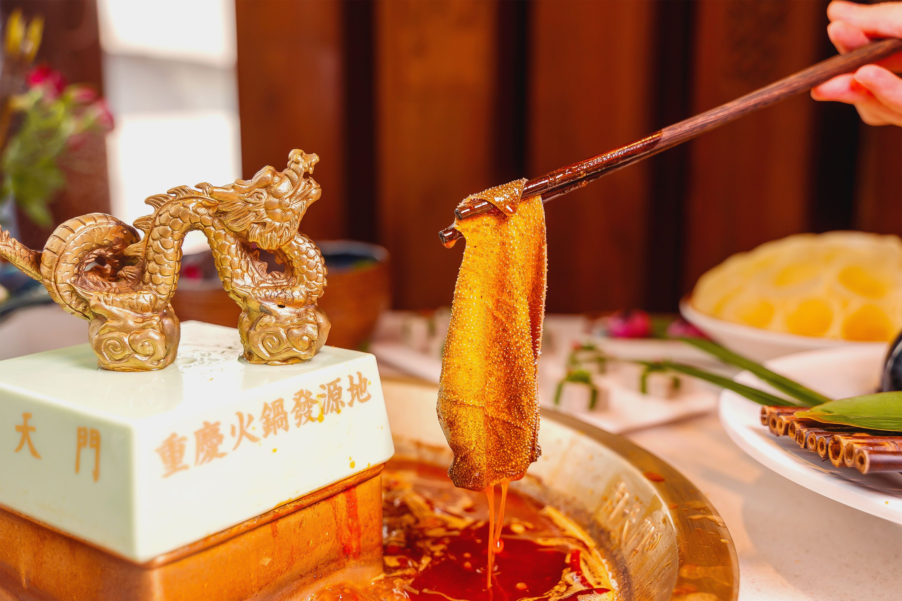 重慶火鍋加盟店，為什么毛肚如此受歡迎？